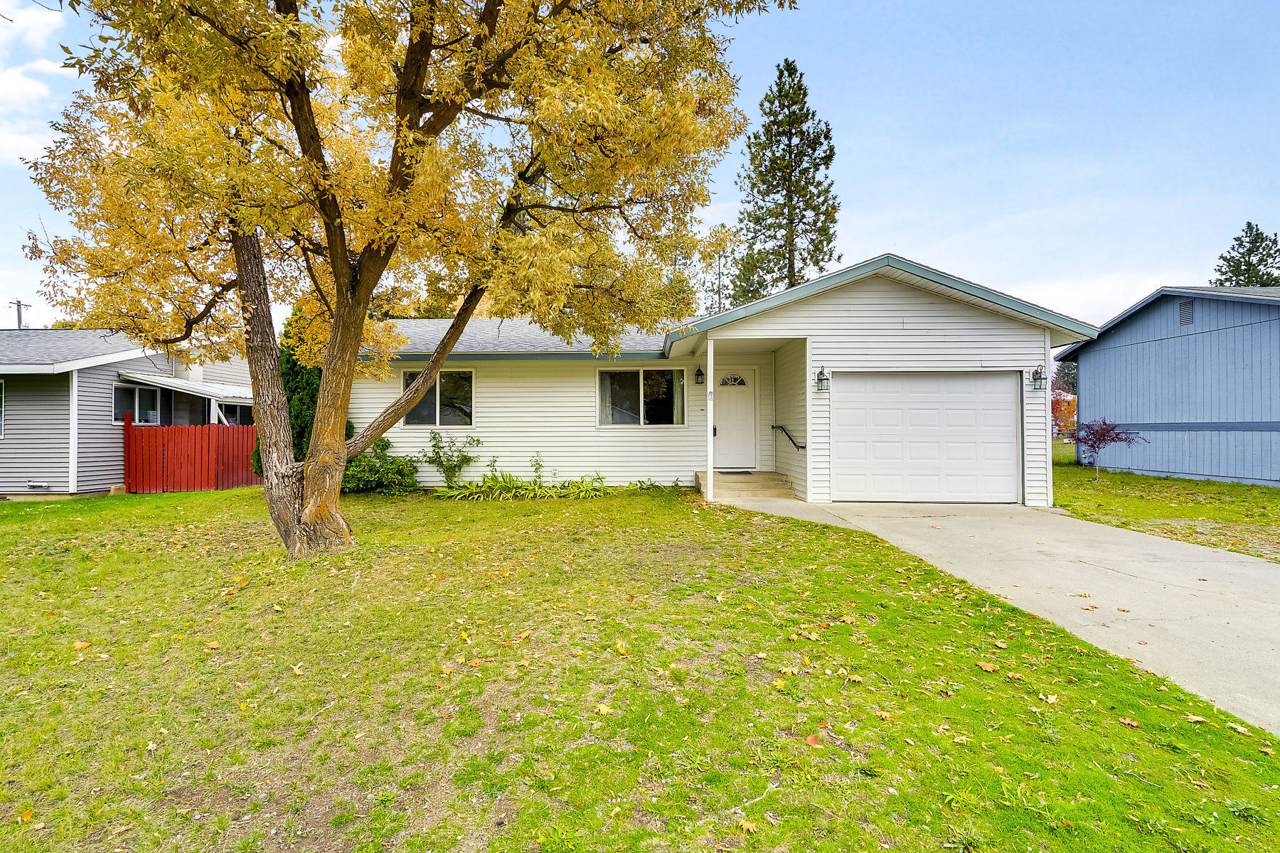 409 12TH Ave - Photo 1