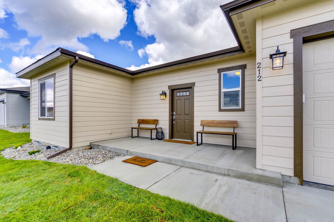 5949 Gumwood Cir - Photo 1