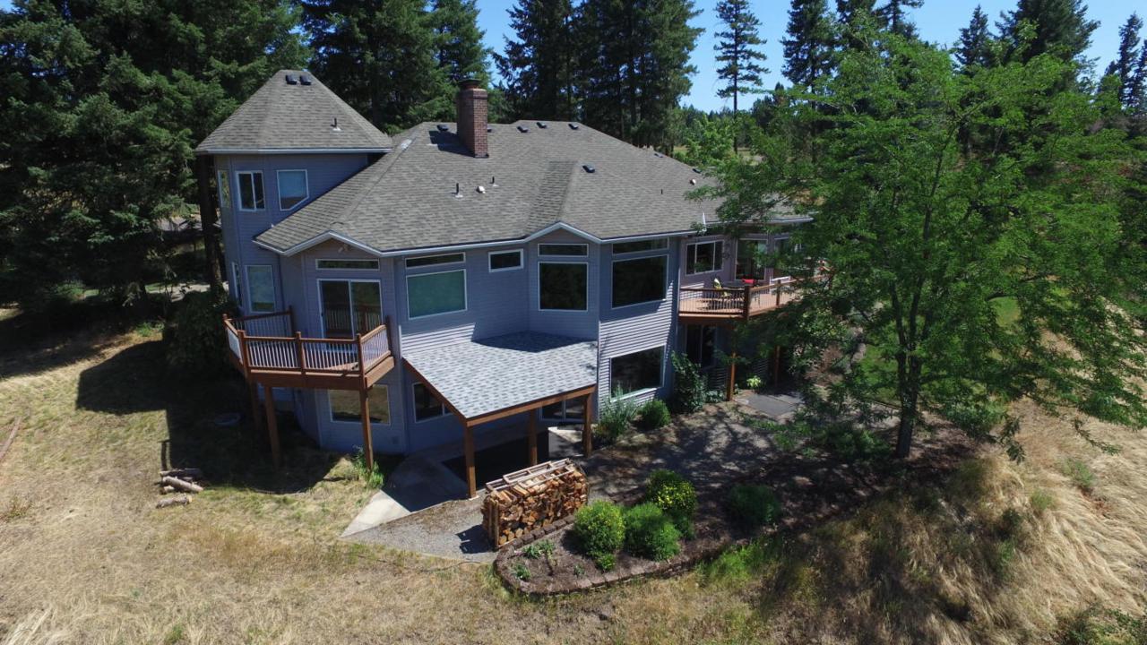 4065 Cloudview Dr - Photo 1