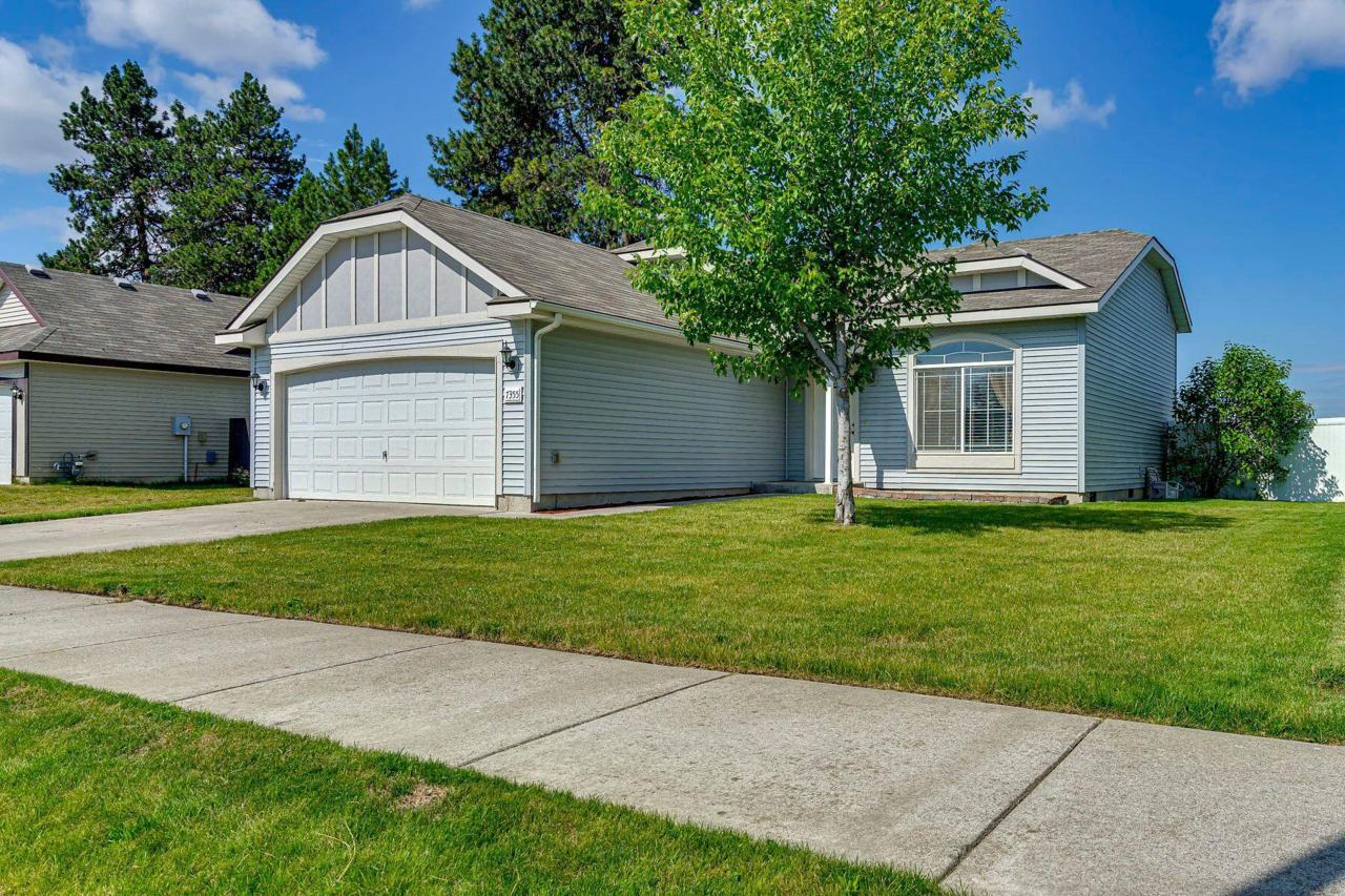 7355 Cornwall St - Photo 1