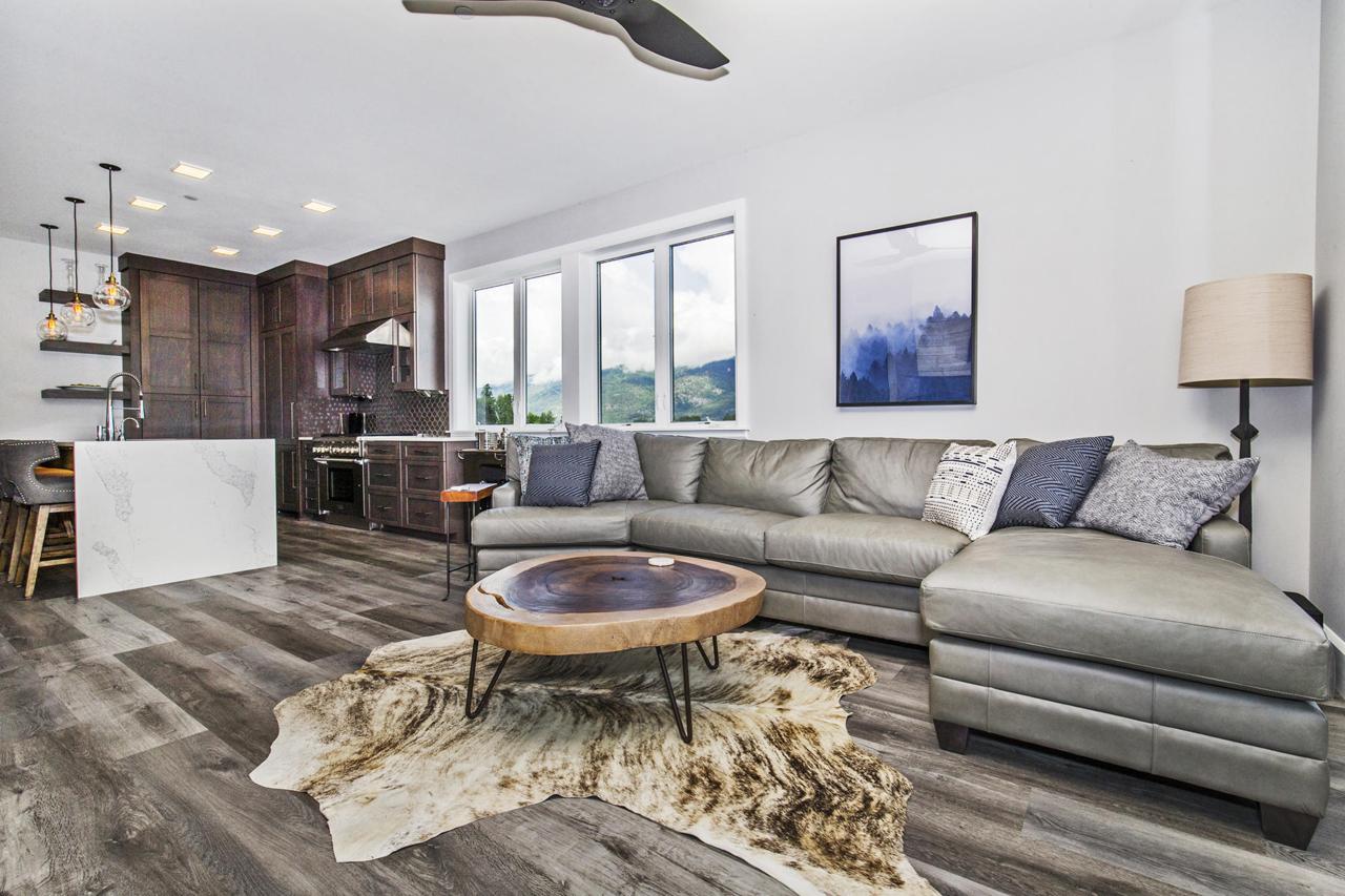 802 Sandpoint Ave - Photo 1
