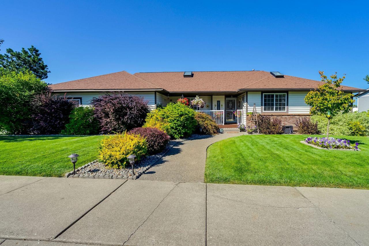 2511 Stagecoach Dr - Photo 1