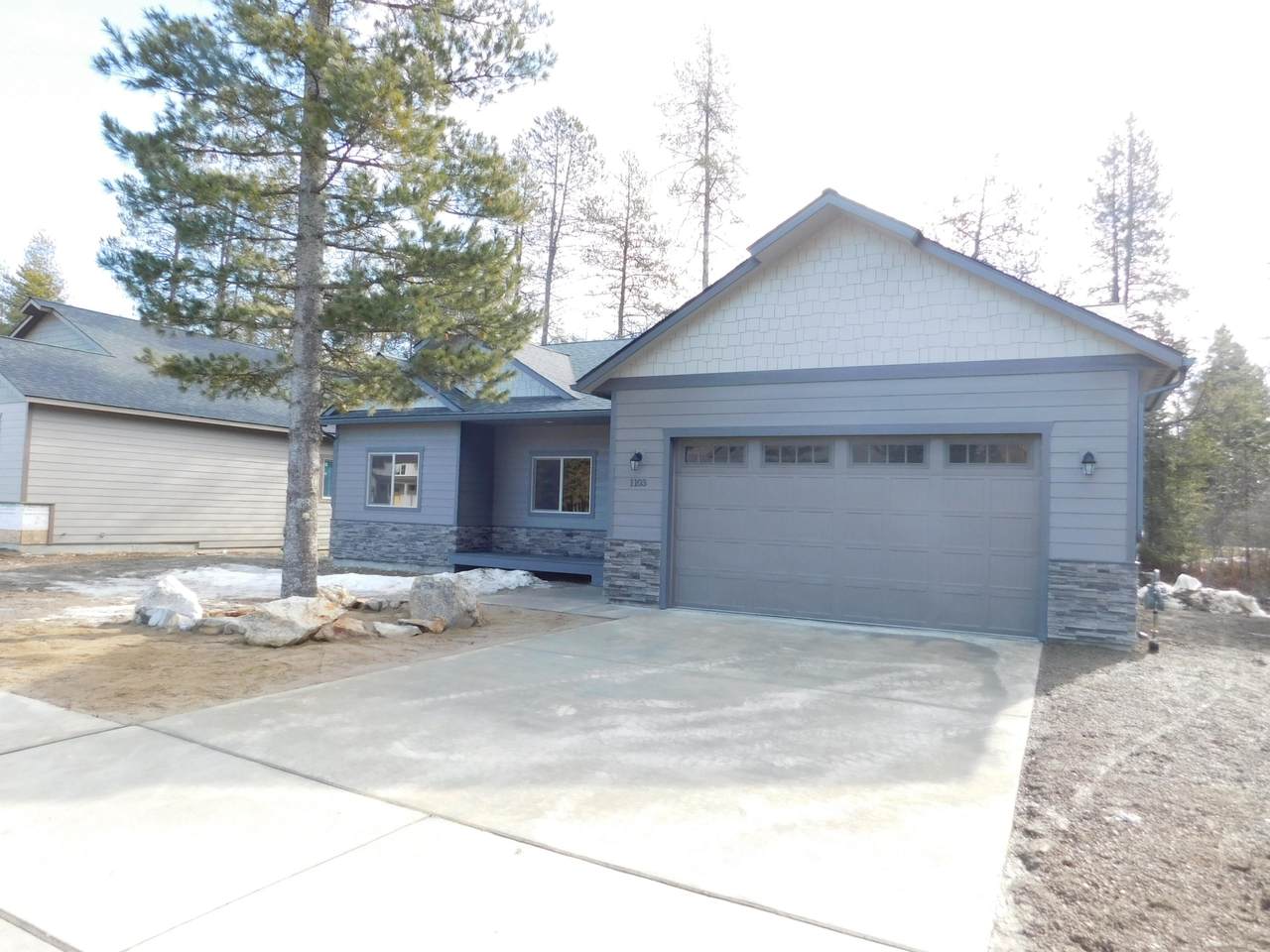 1021 Northview Dr - Photo 1