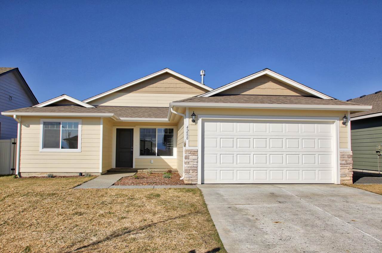 4288 Shelburne Loop - Photo 1