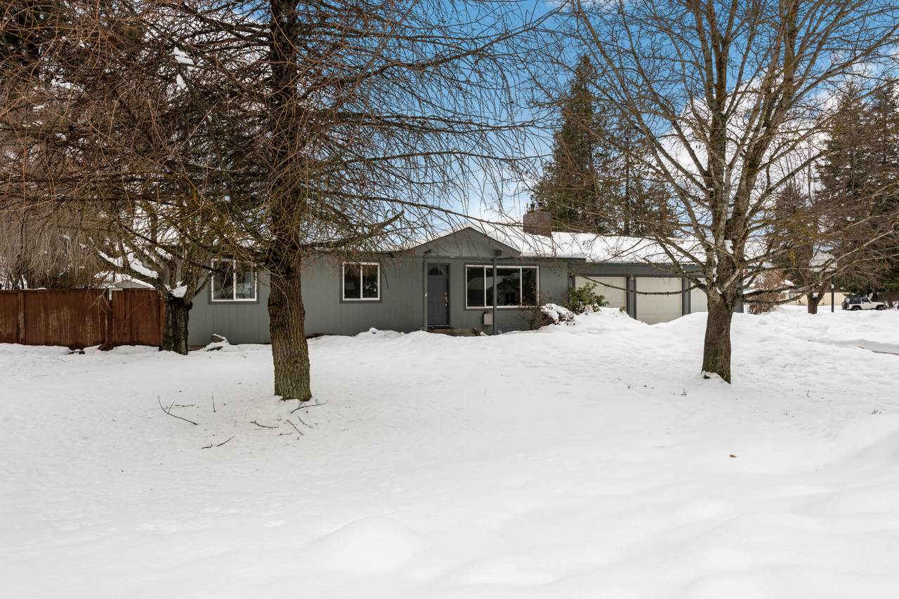 374 Dickinson Ave - Photo 1