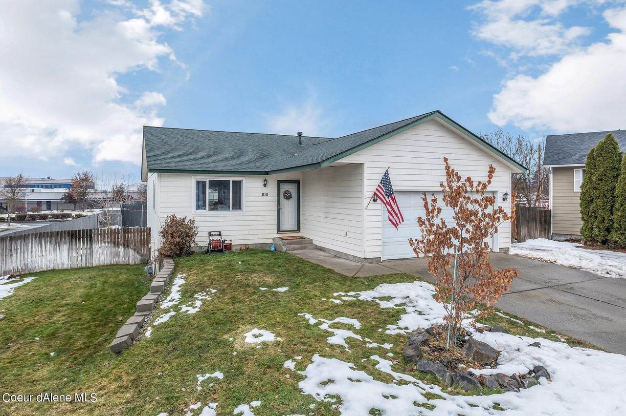810 Trinity Ct - Photo 1