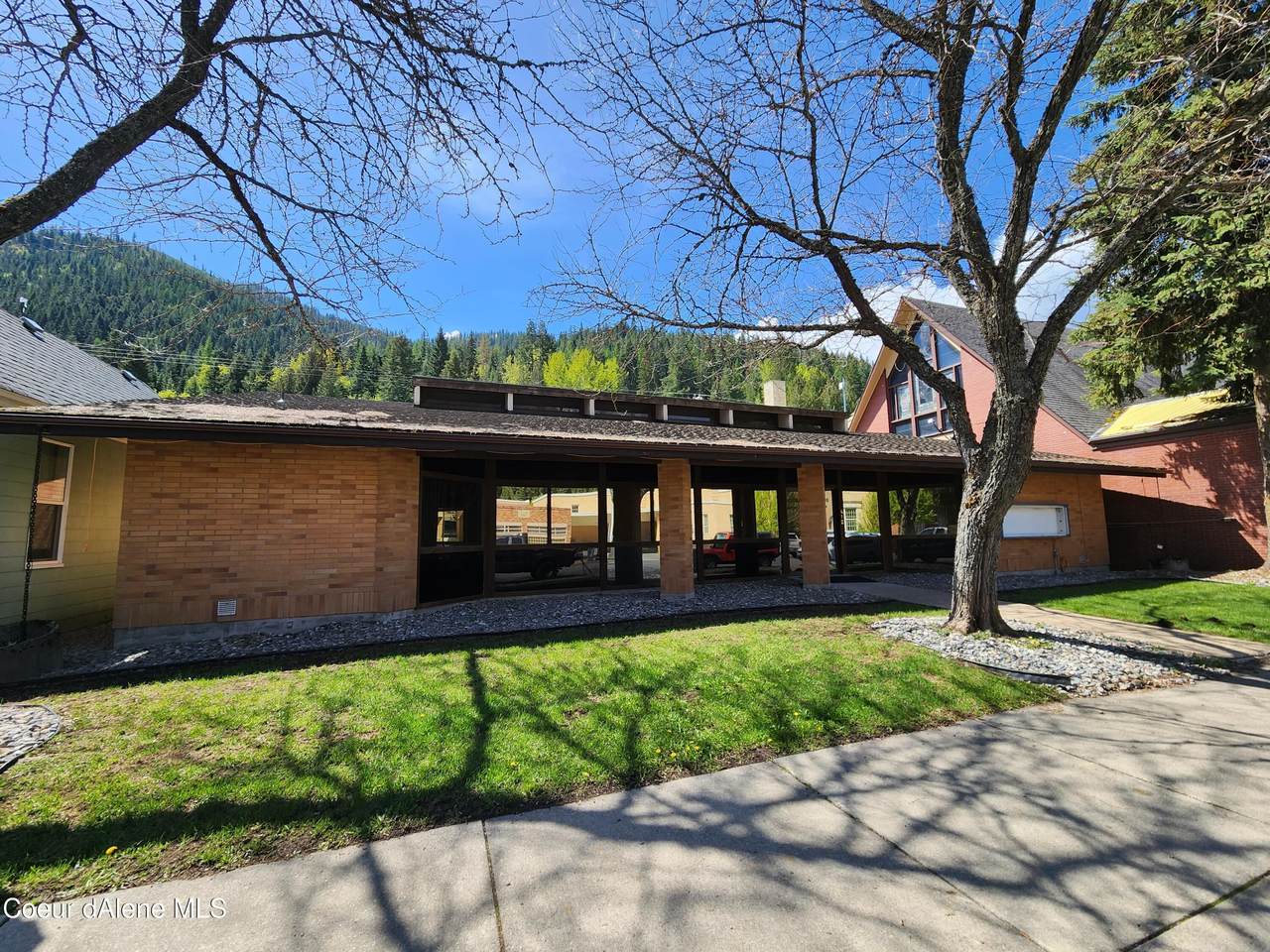 412 Cedar Street - Photo 1