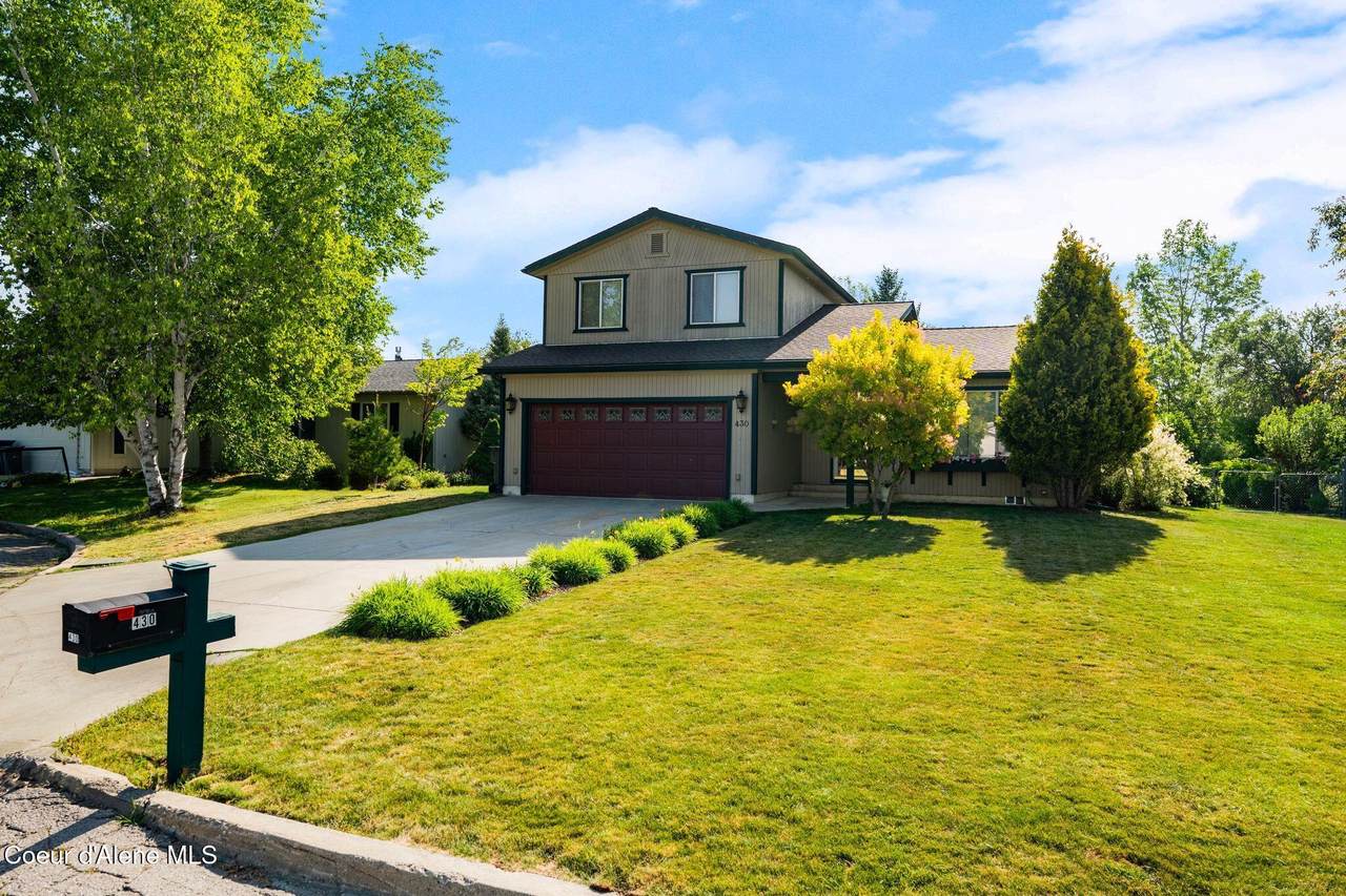 430 Willow Dr - Photo 1
