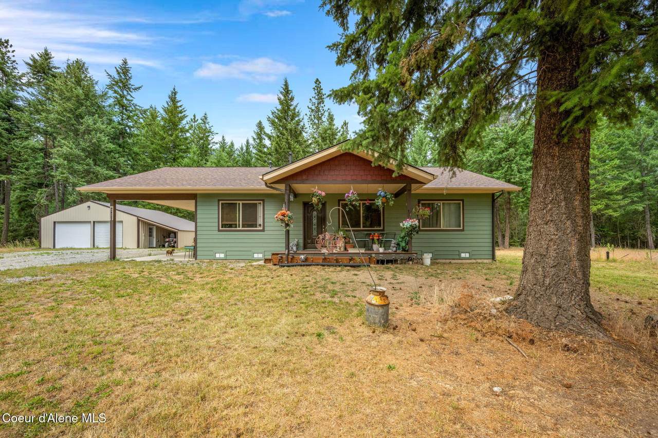 10177 Creek Side Rd - Photo 1