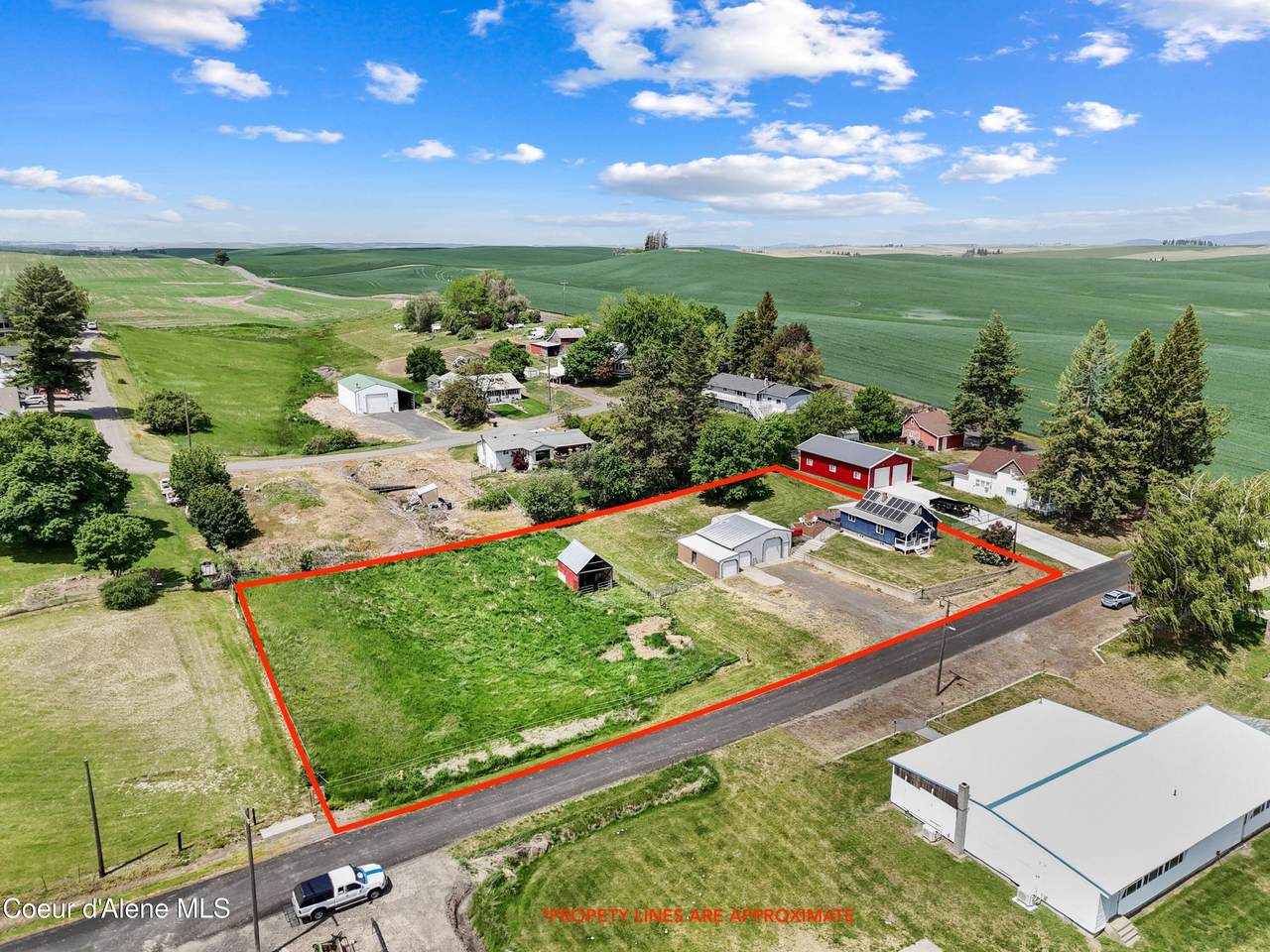 409 2nd St - Photo 1