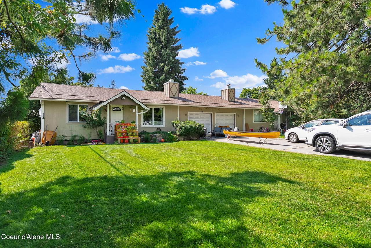 2852 Fairway Dr - Photo 1
