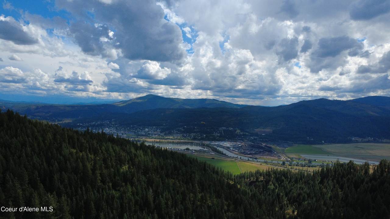 NKA Ridgeview Drive - Photo 1