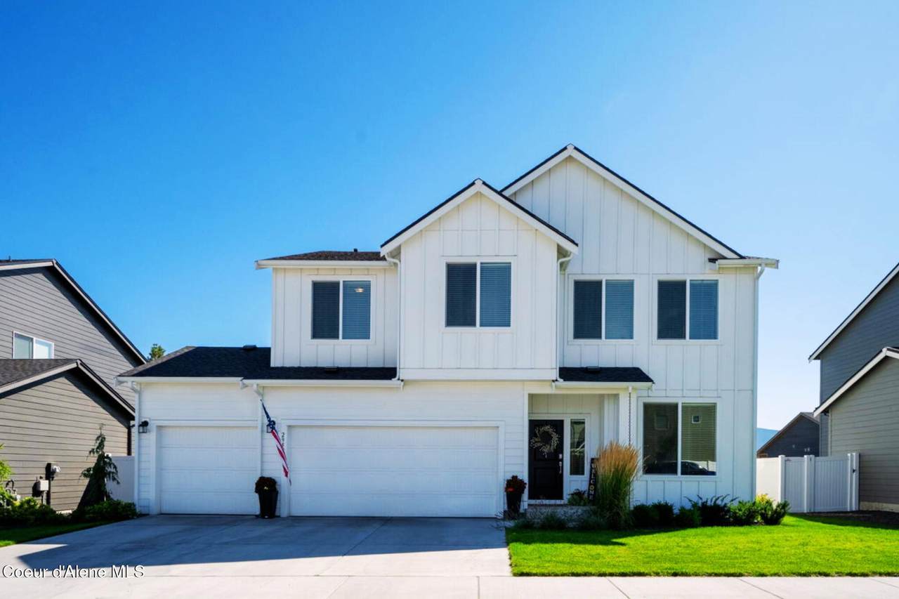 2952 Barton Lp - Photo 1