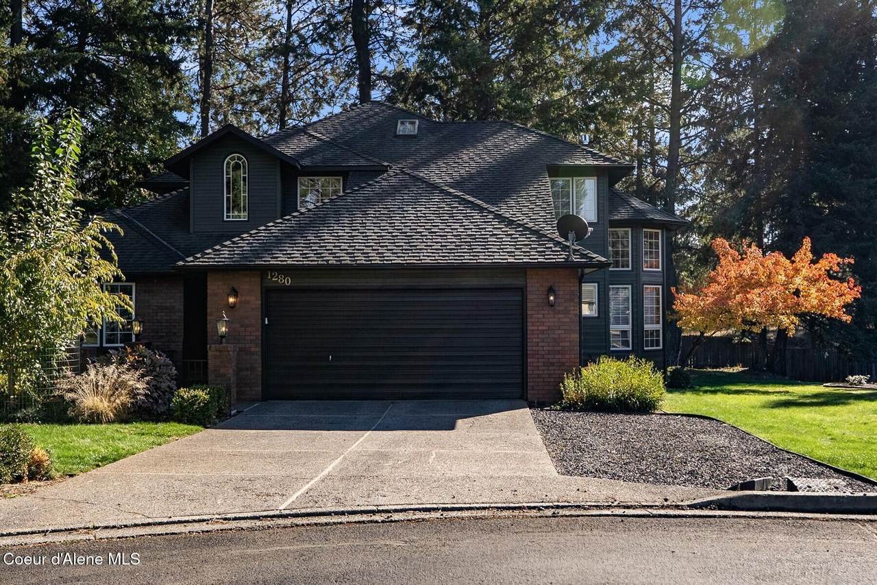 1280 Glenmore Ct - Photo 1