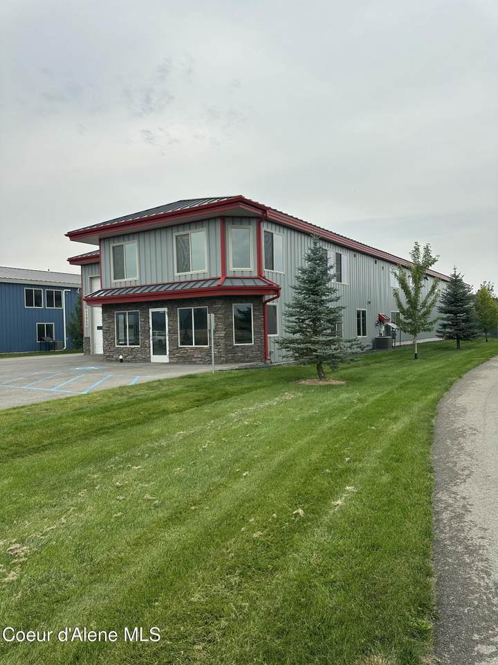 11945 Warren St - Photo 1