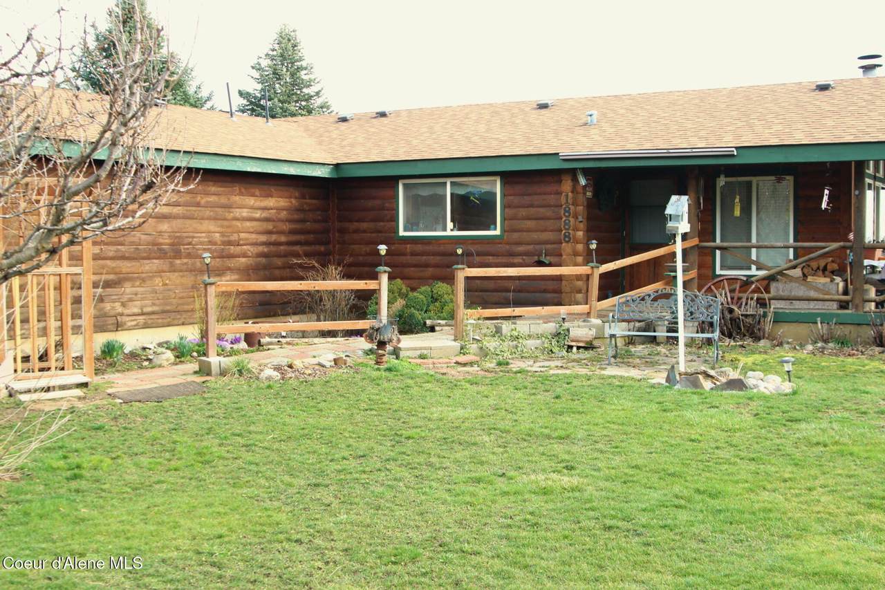 1888 Shoshone Ave - Photo 1