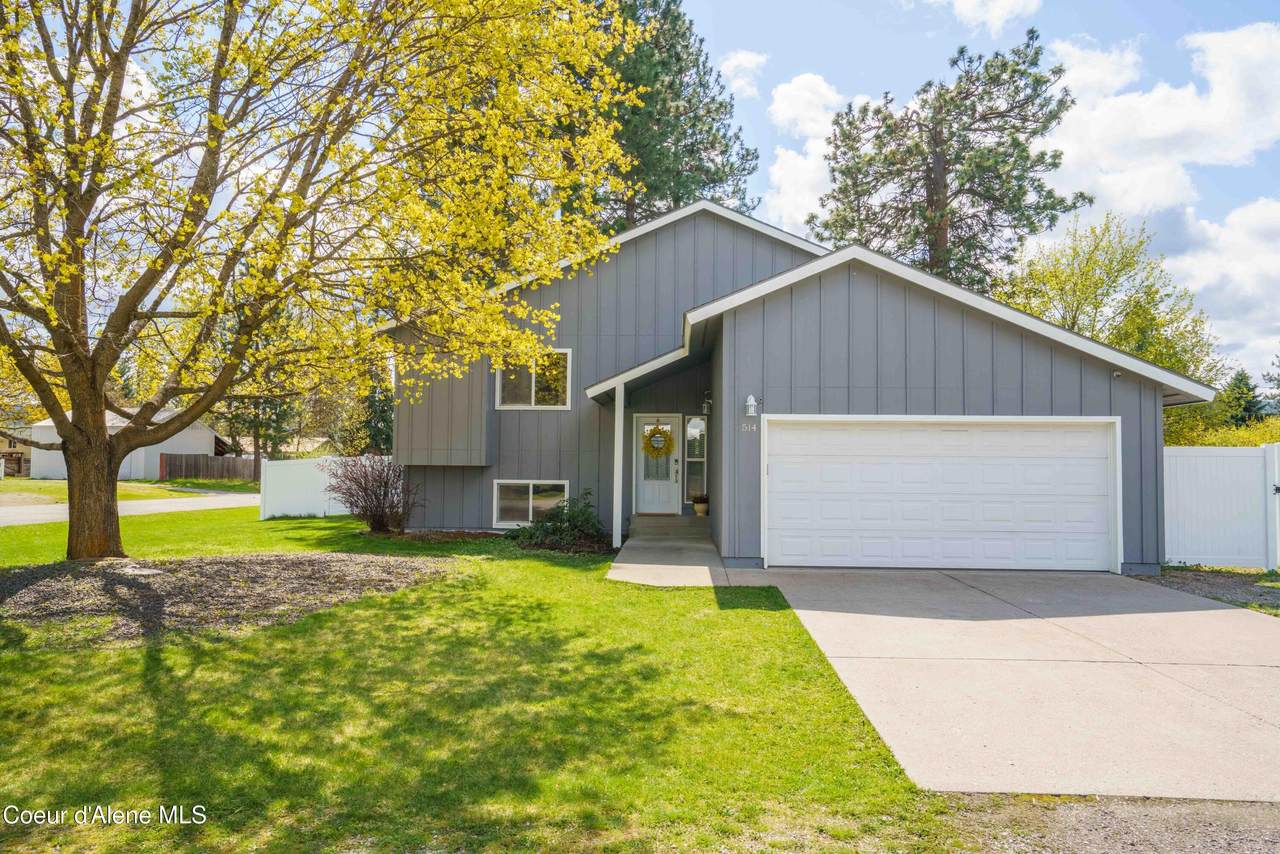514 13th Ave - Photo 1