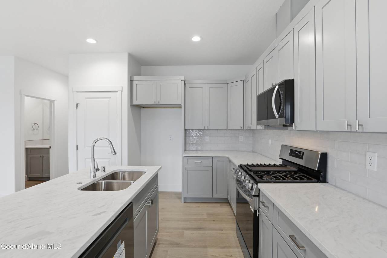 631 Creative Way (Lot 16) - Photo 1