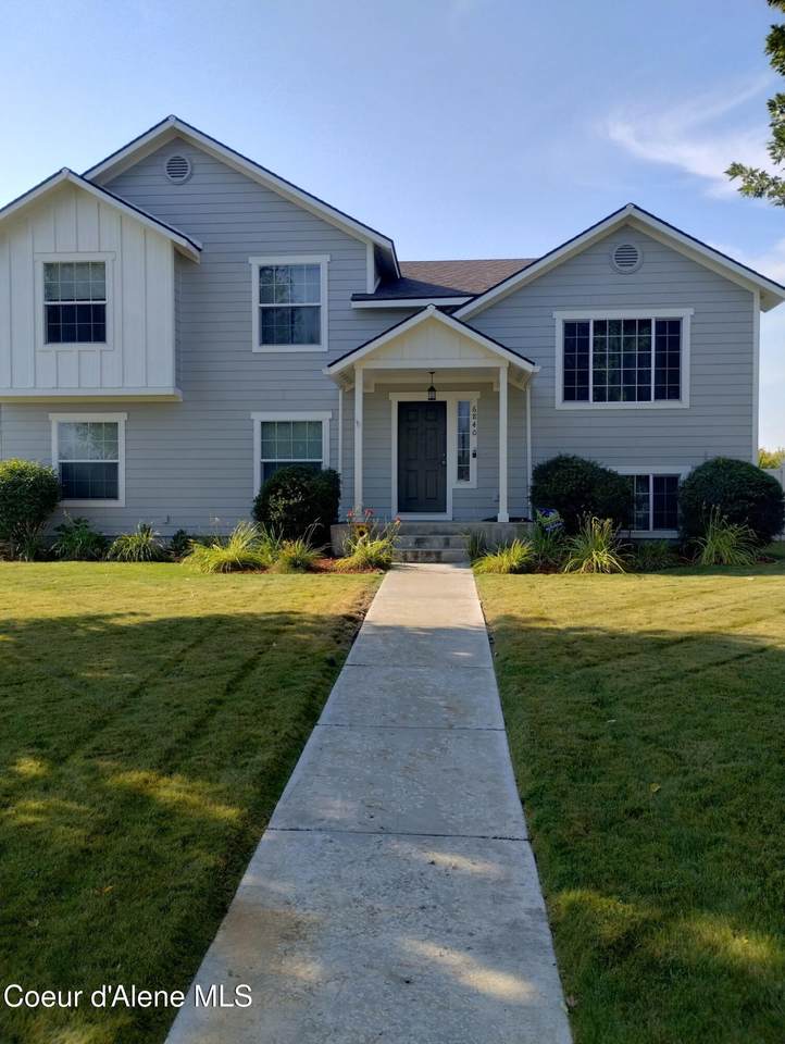 6840 Majestic Ave - Photo 1
