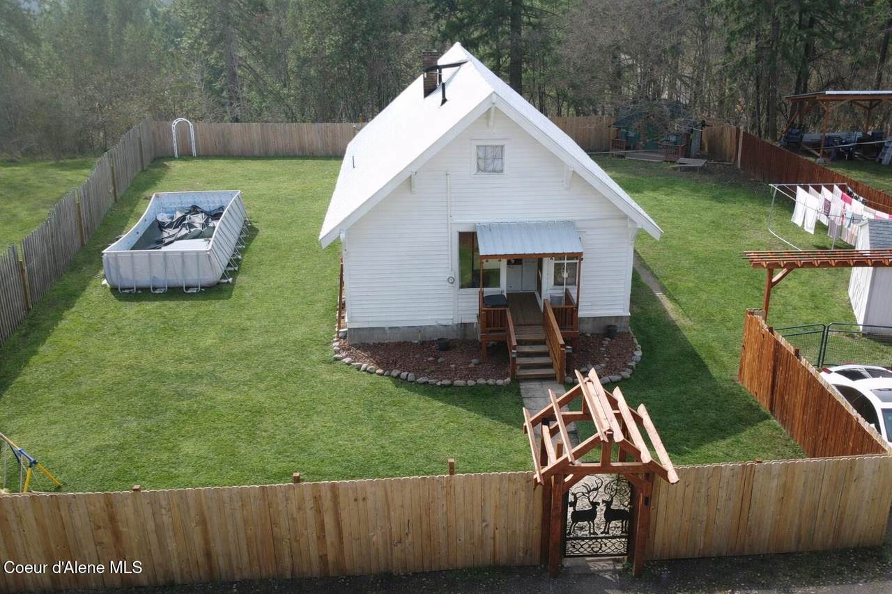 131 Electric Ave. - Photo 1