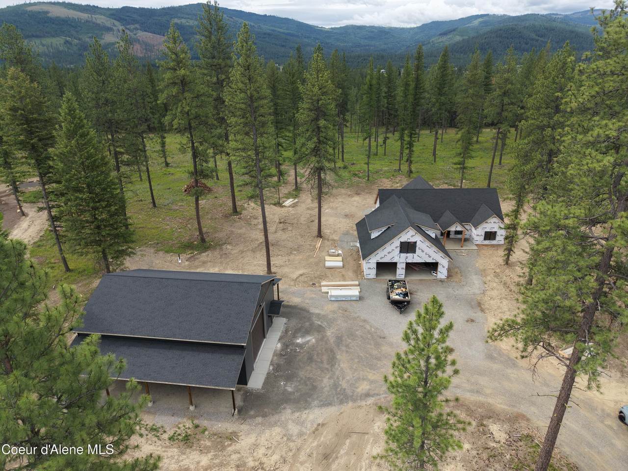102 Wallace Lane - Photo 1