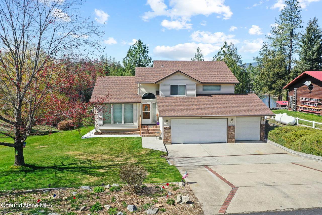 720 Stoneridge Rd - Photo 1