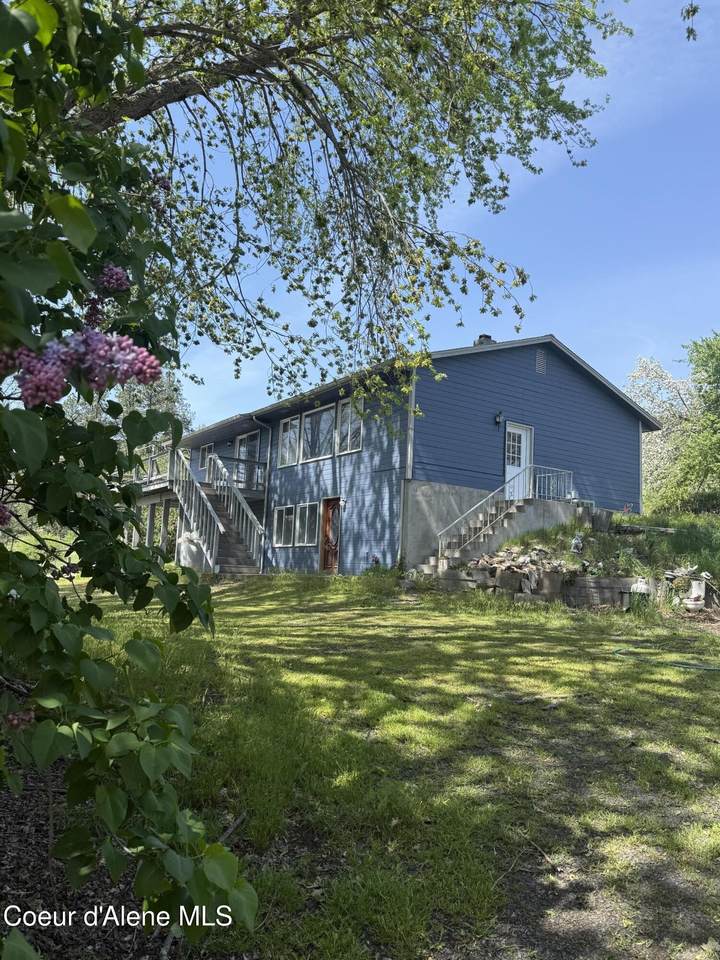 19357 School Rd - Photo 1
