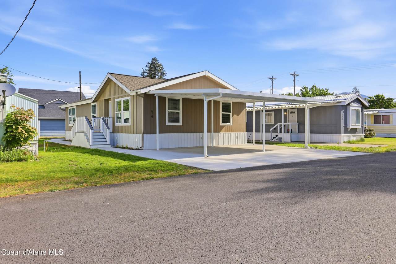 670 Myriah Loop - Photo 1