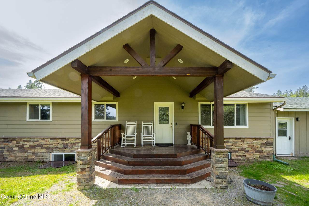2087 Glacier Rd - Photo 1