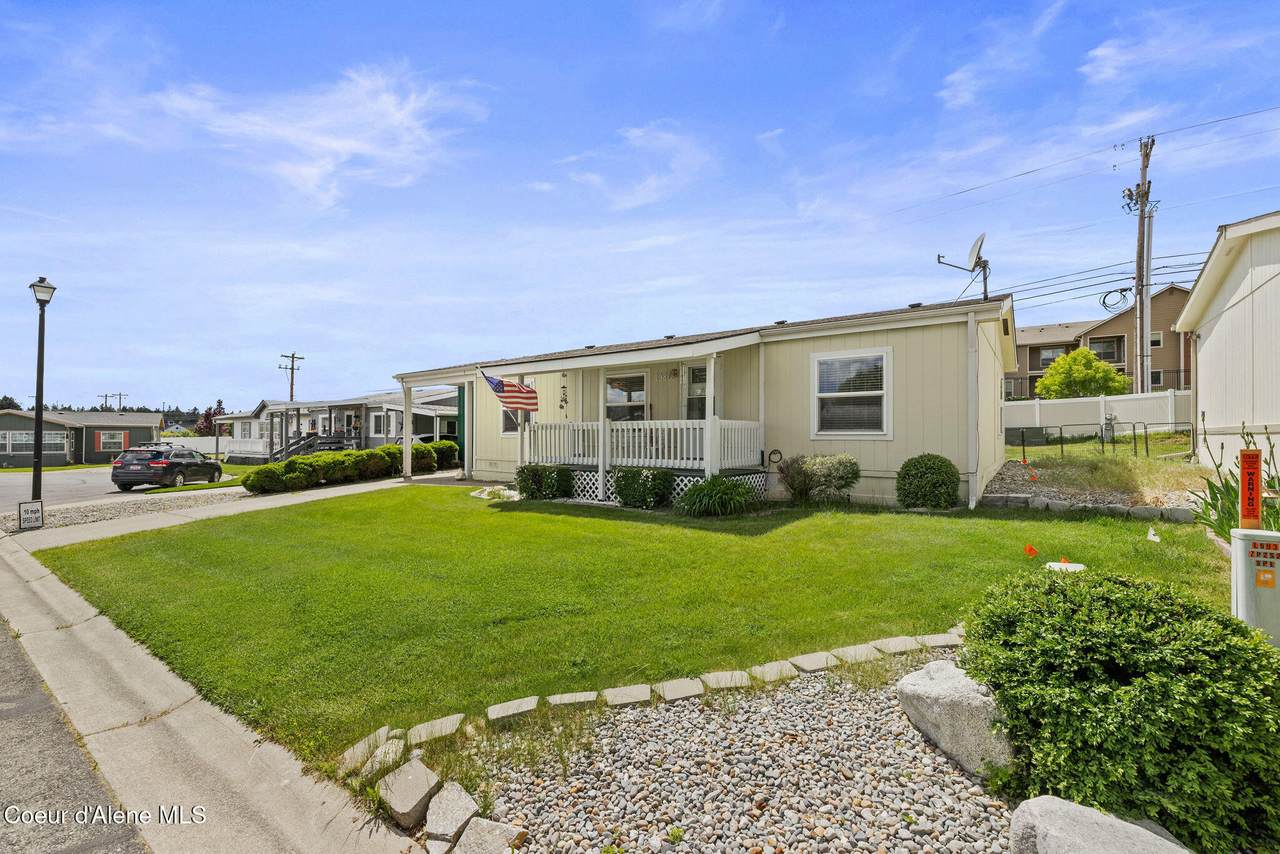 4980 Cougar Circle - Photo 1