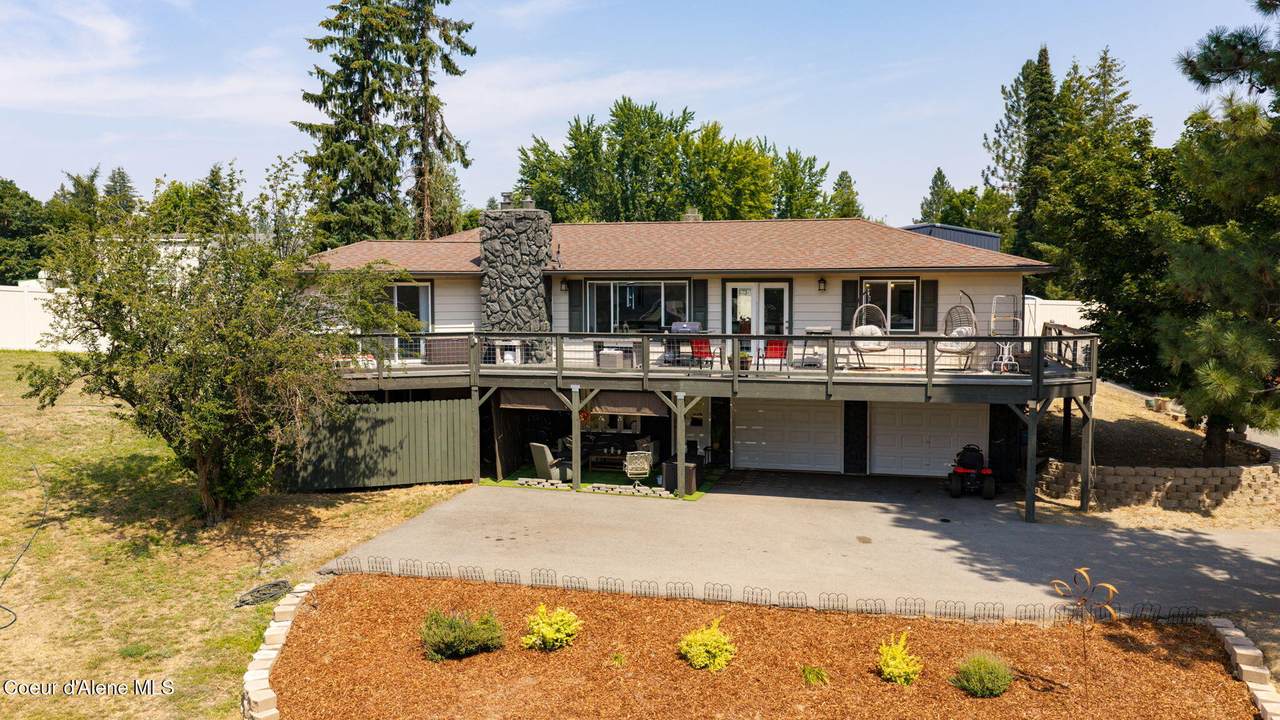 745 Bret Ave - Photo 1