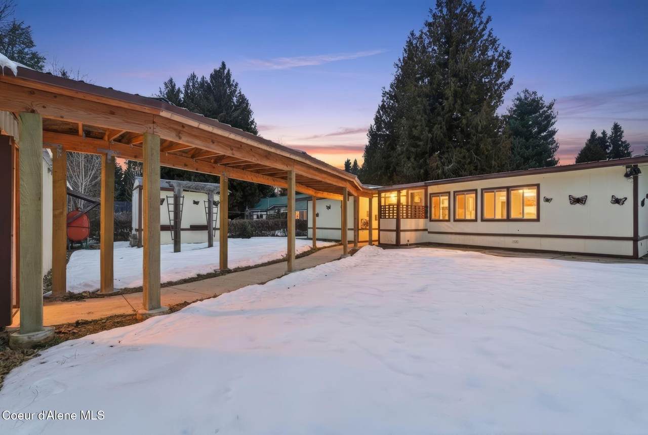 210 Walker Way - Photo 1