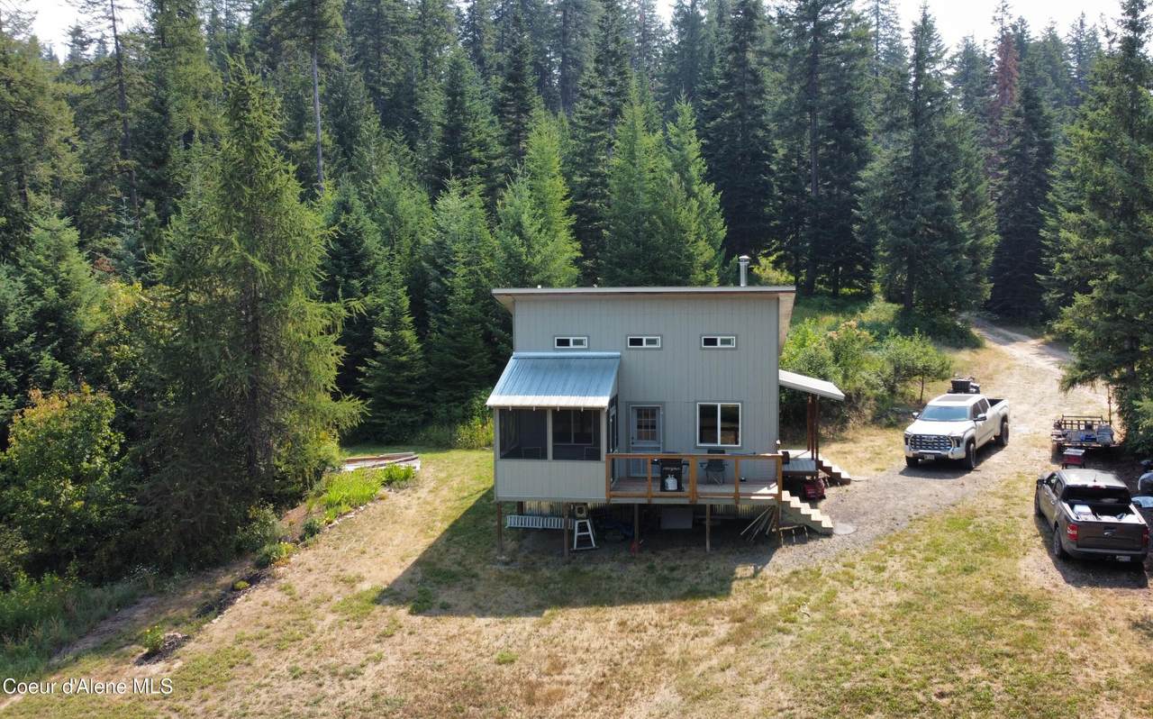 101 Maple Ln - Photo 1
