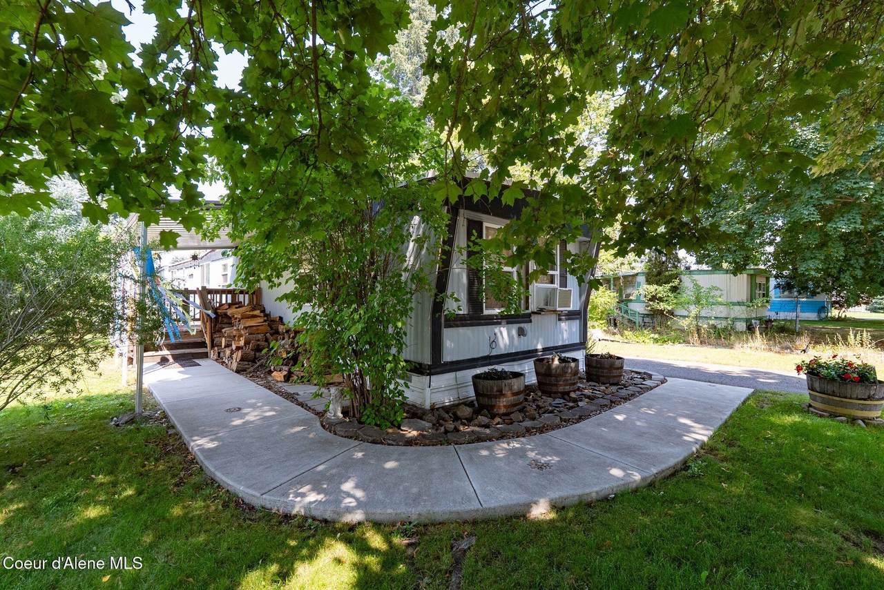 741 Kentucky Ave - Photo 1