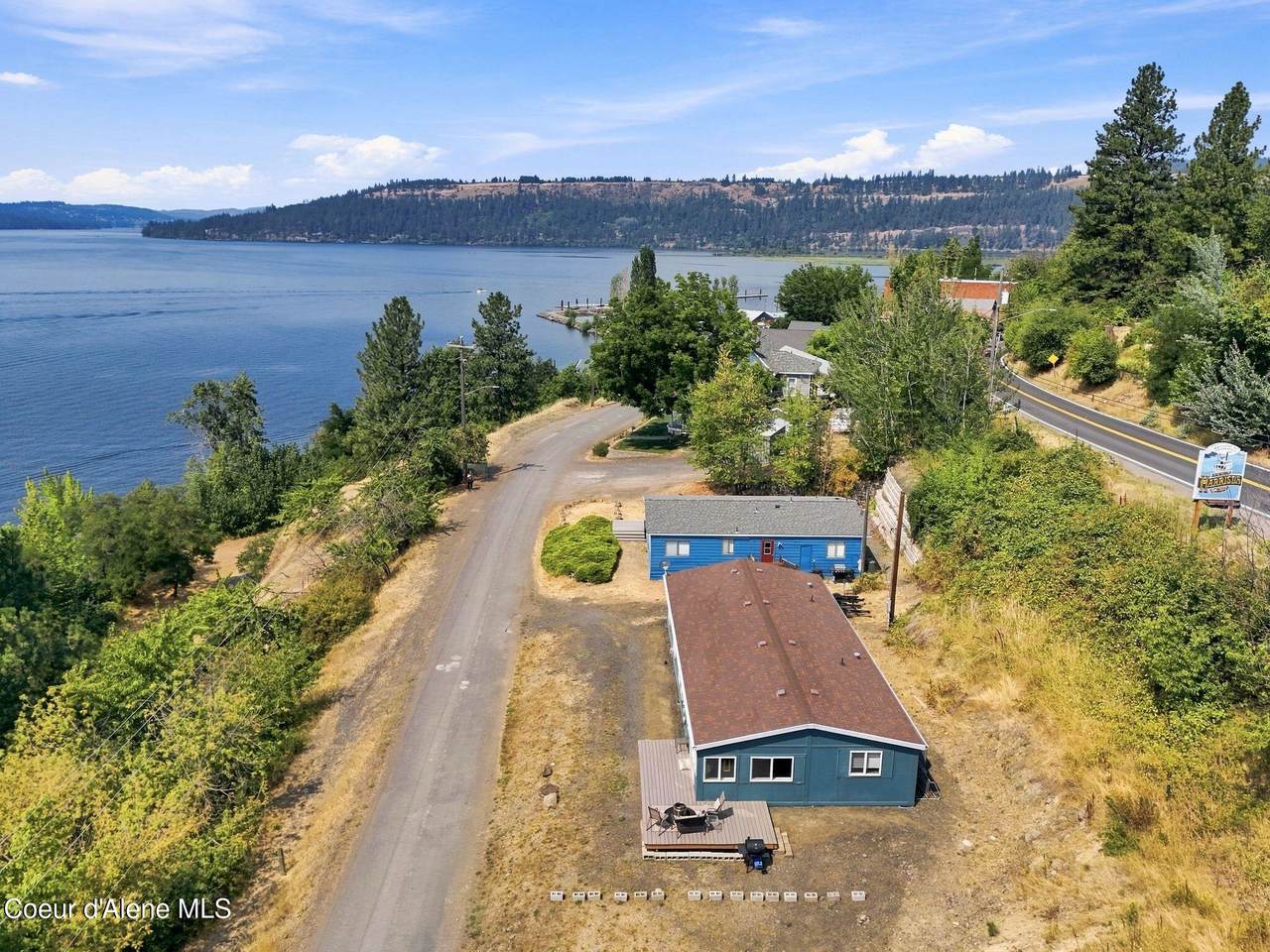 403 Lakefront Ave - Photo 1