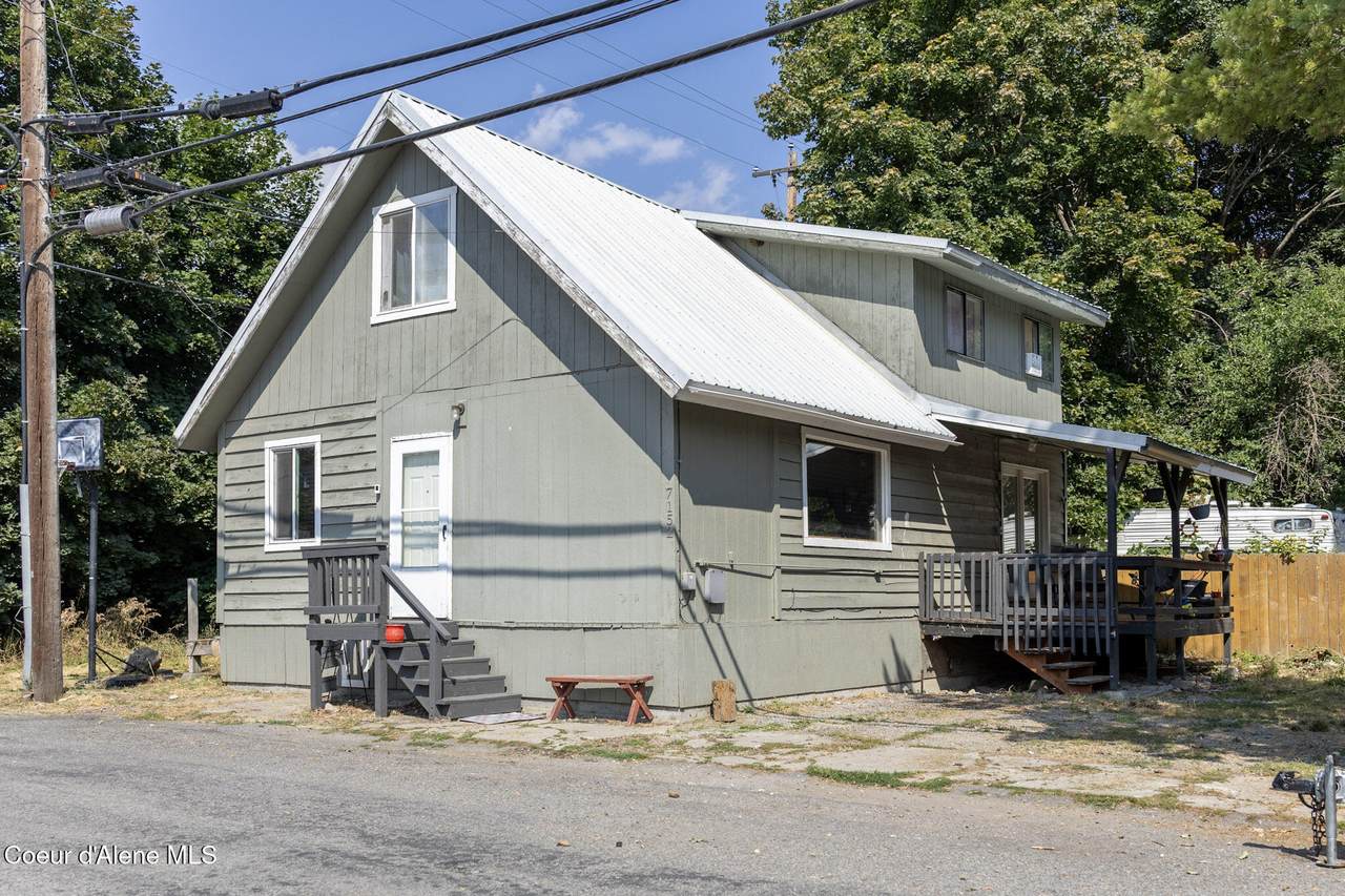 7152 Second St - Photo 1