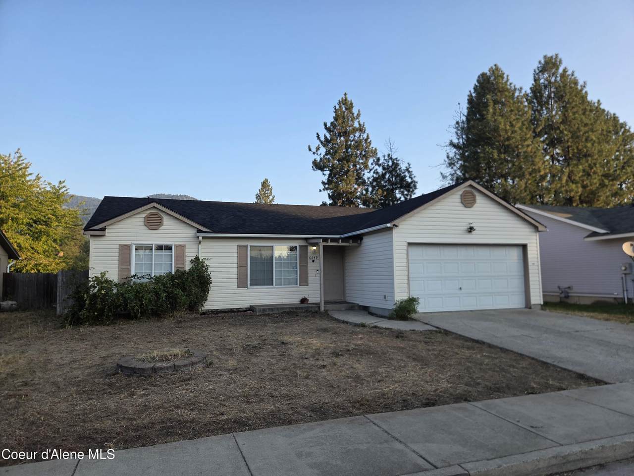 6649 Basswood Dr - Photo 1