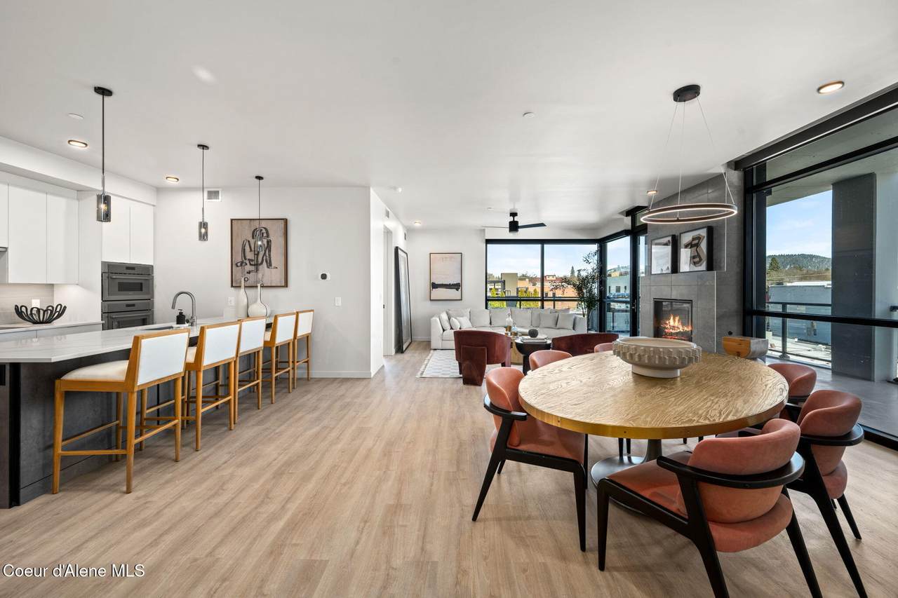 116 3RD St - Photo 1