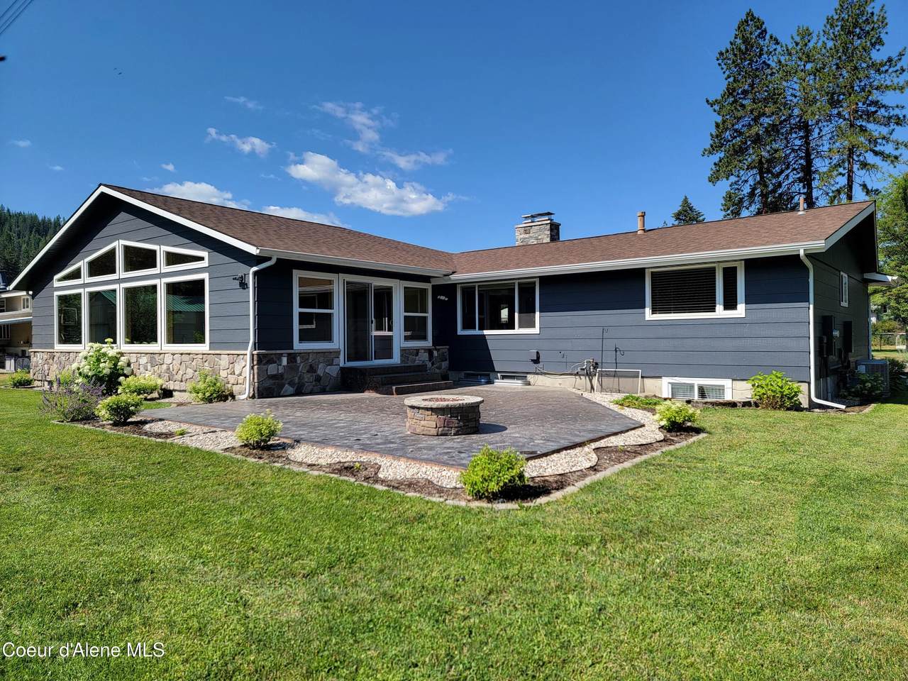 307 Woodland Dr - Photo 1