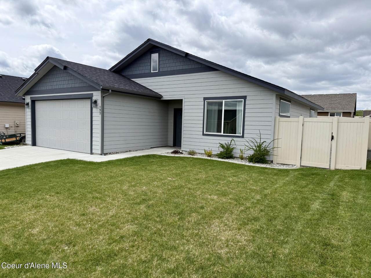 193 Inkwood St - Photo 1