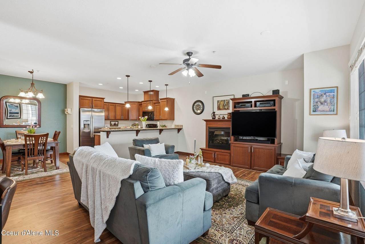 4453 Greenchain Loop - Photo 1