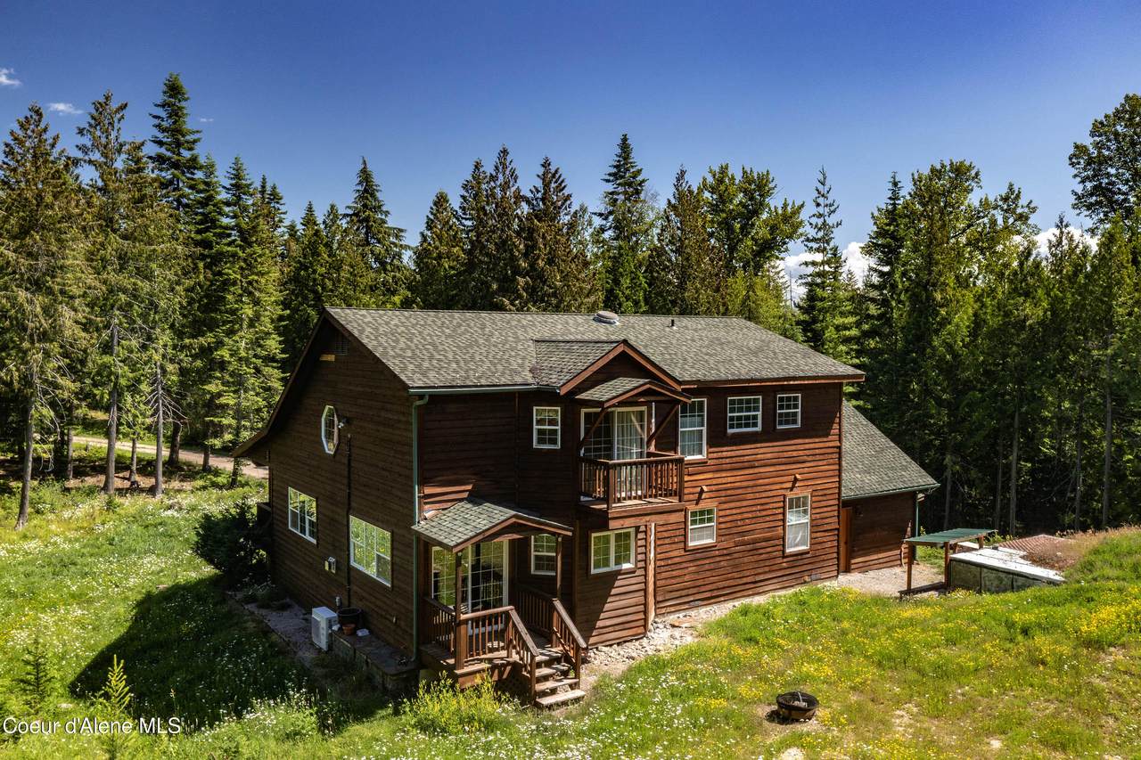 1261 Michael Ln - Photo 1