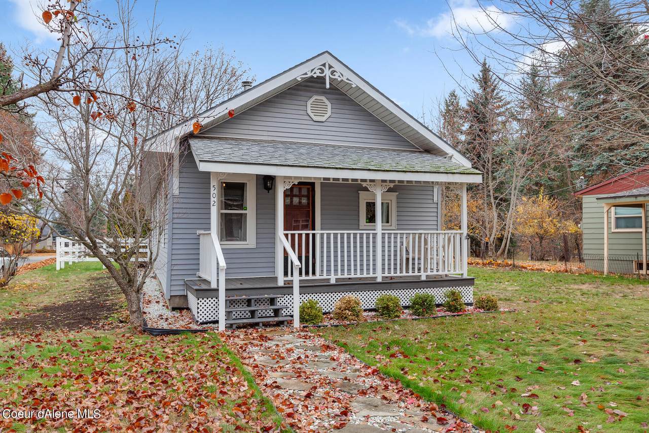 502 15TH St - Photo 1