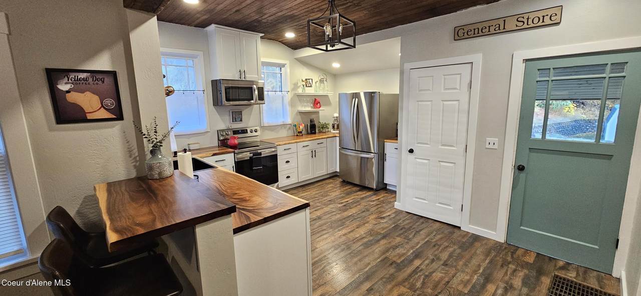 214 Silver Ave - Photo 1