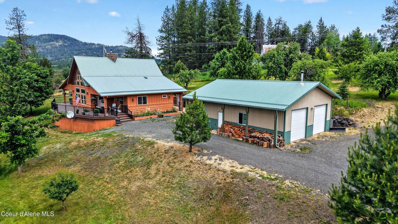 9831 Hamaker Rd - Photo 1
