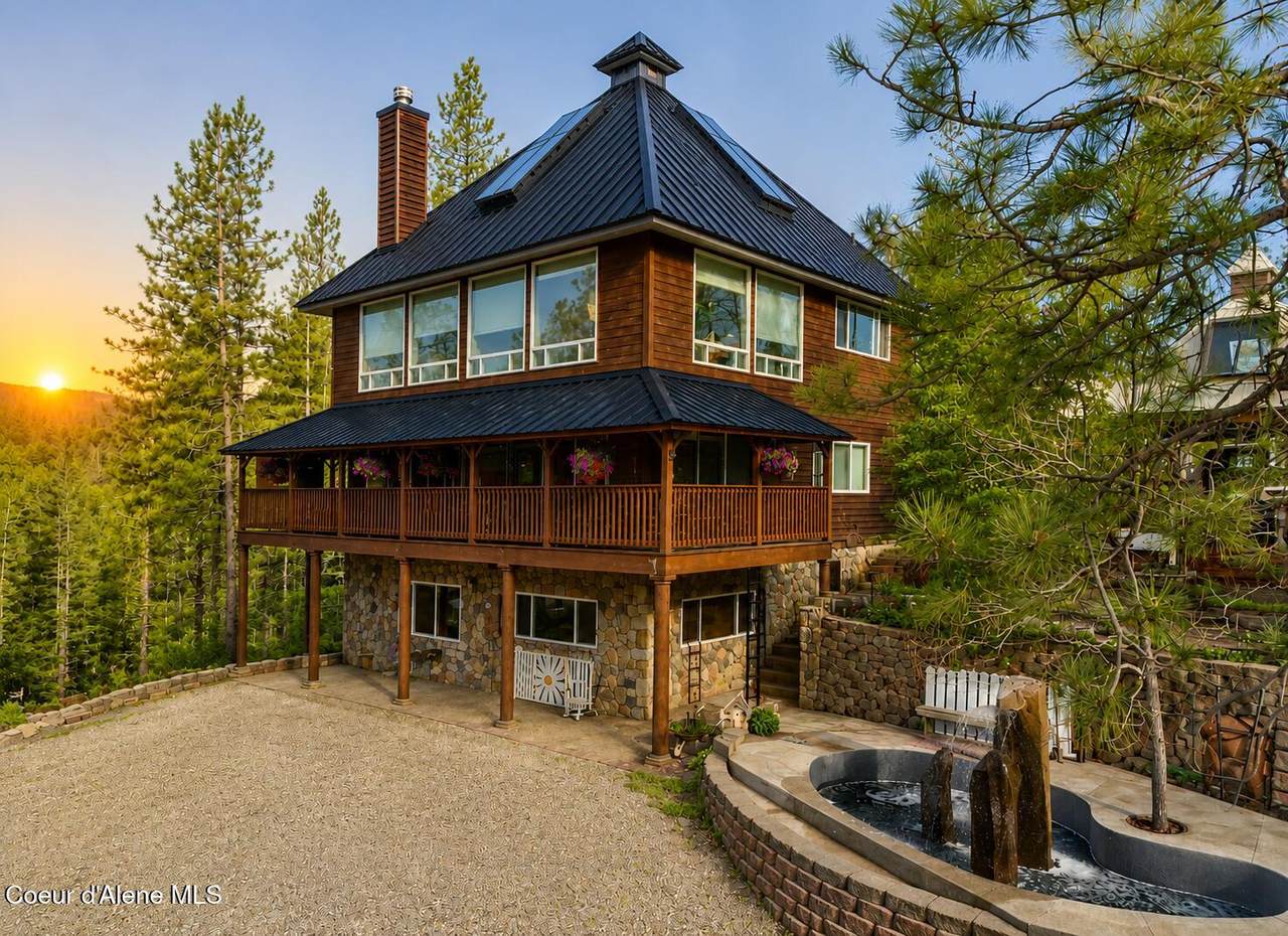 483 Paradise Ln - Photo 1