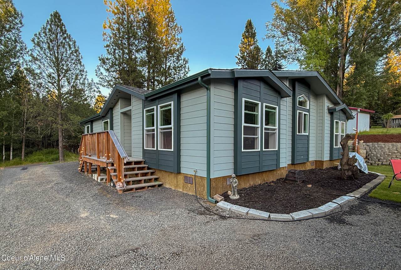 2009 Elm Dr - Photo 1