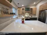 208 Riverwood Ct - Photo 7