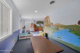 19587 Riverview Dr - Photo 32
