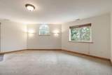 943 Victorian Dr - Photo 16